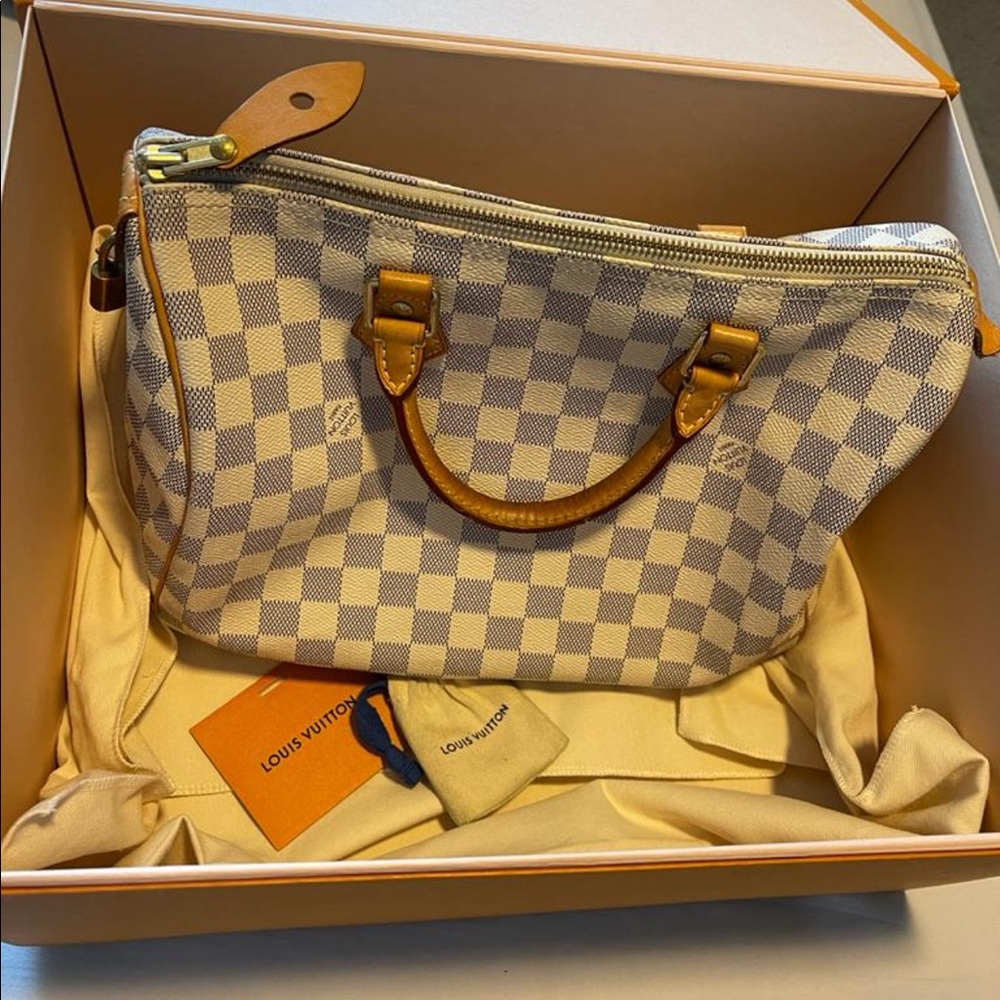 Louis Vuitton Speedy 30